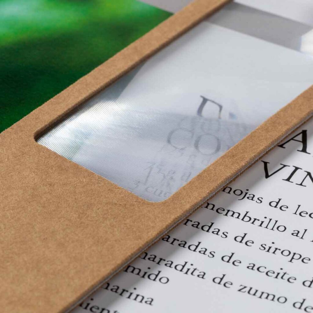 Marca Página Cartón Reciclado Lupa