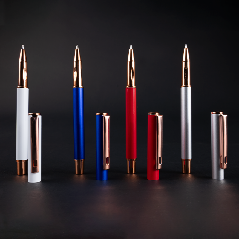 Roller pen con tapa