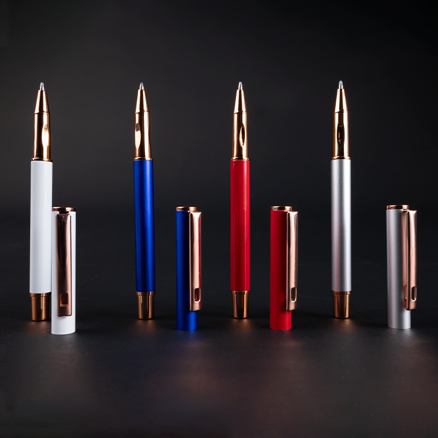 Roller pen con tapa 